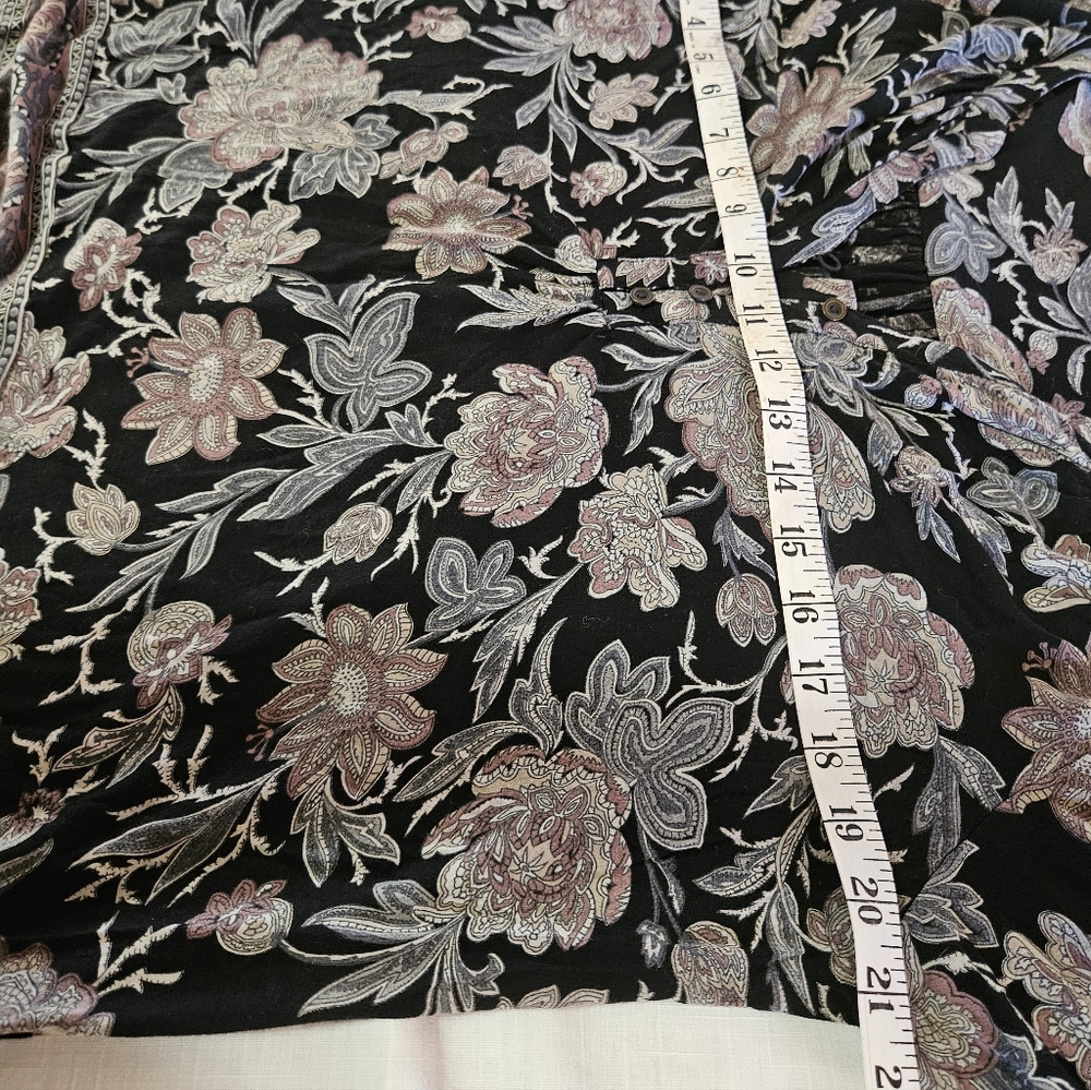 Lucky Brand Women's Blouse - Picture 5 of 11